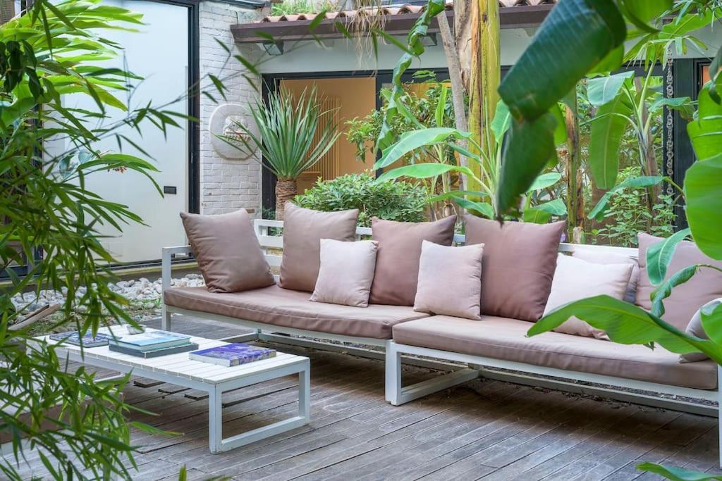 Torrearsa Luxury Garden Suite - Palermo Bagian luar foto